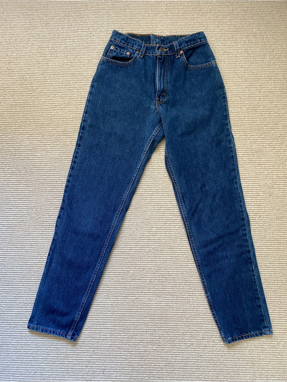 Vintage 1990s Levi’s 550 Jeans Relaxed Fit Tapered Leg Size 7 Jr or 26